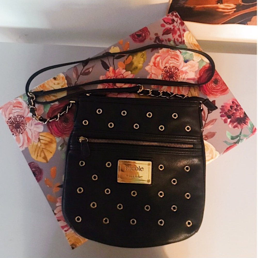 Nicole Miller crossbody purse